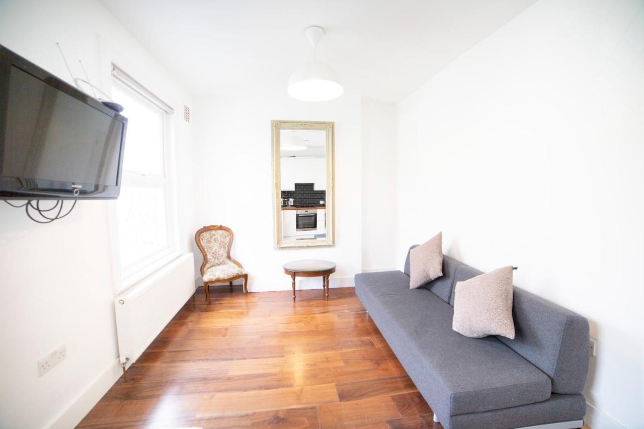 Victorian Property Apartment Londra Exterior foto
