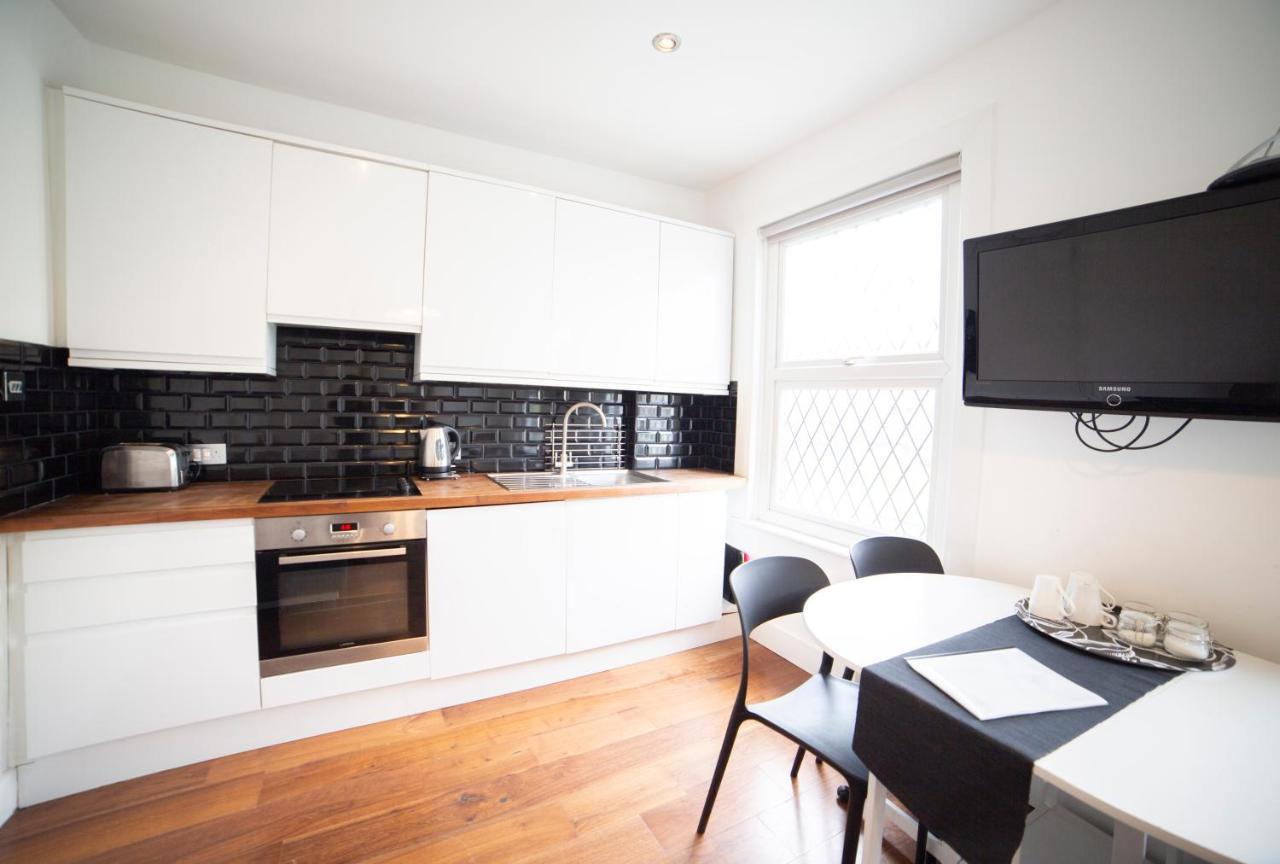 Victorian Property Apartment Londra Exterior foto